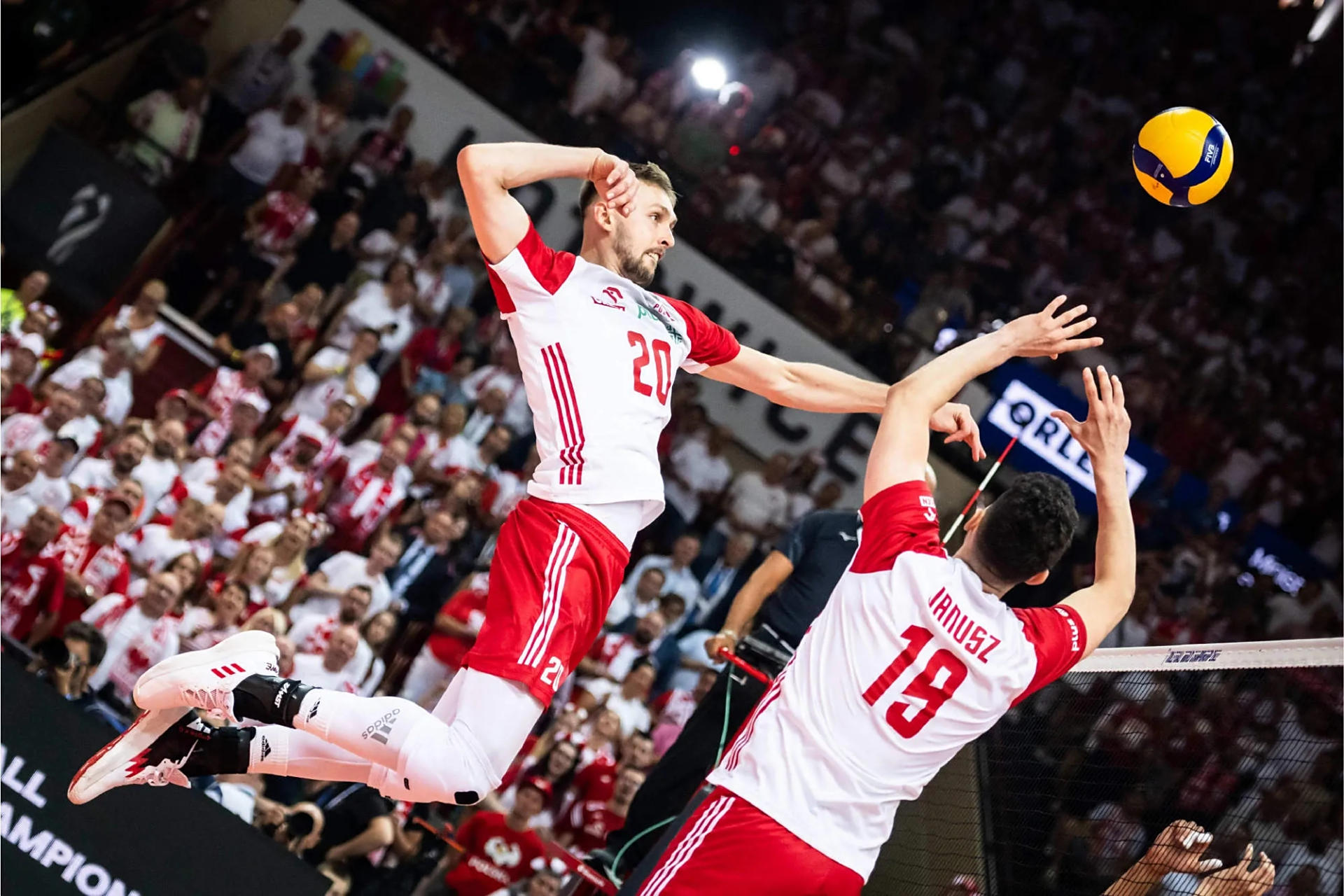 波兰队险胜韩国队，王皓扛起全队