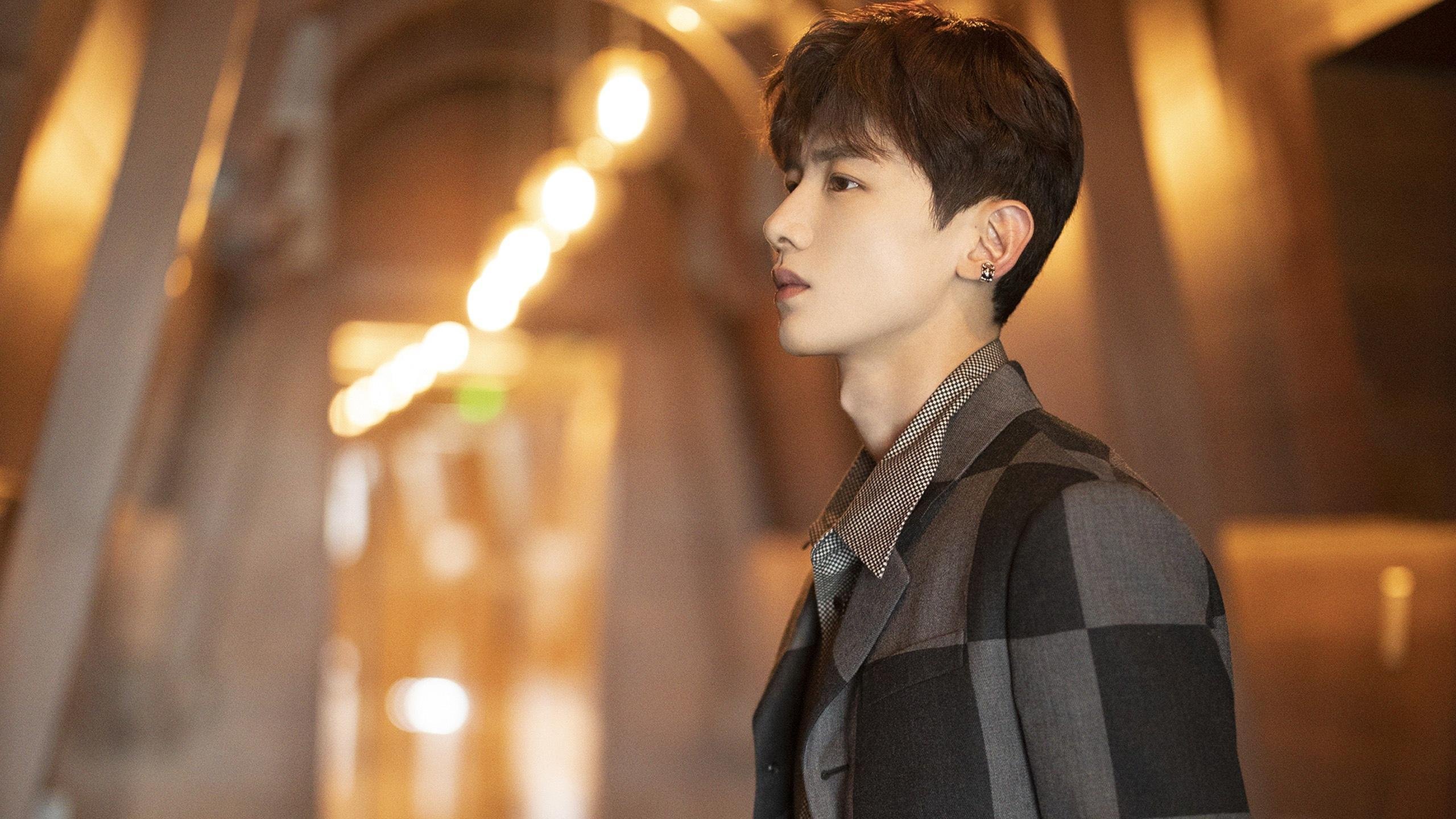 足球的交响，当巴斯托尼扛起全队，多特蒙德奏响巅峰，塞内加尔证明胜利的真谛