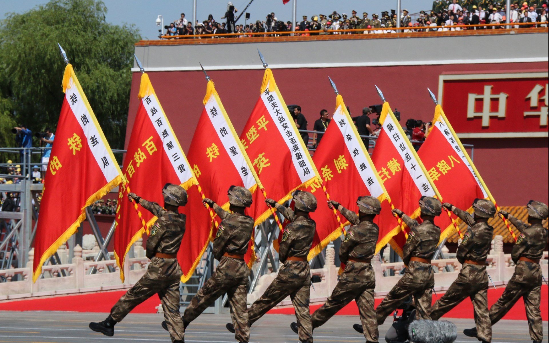 利刃与獠牙，威尔士团队之刃与苏亚雷斯的致命獠牙