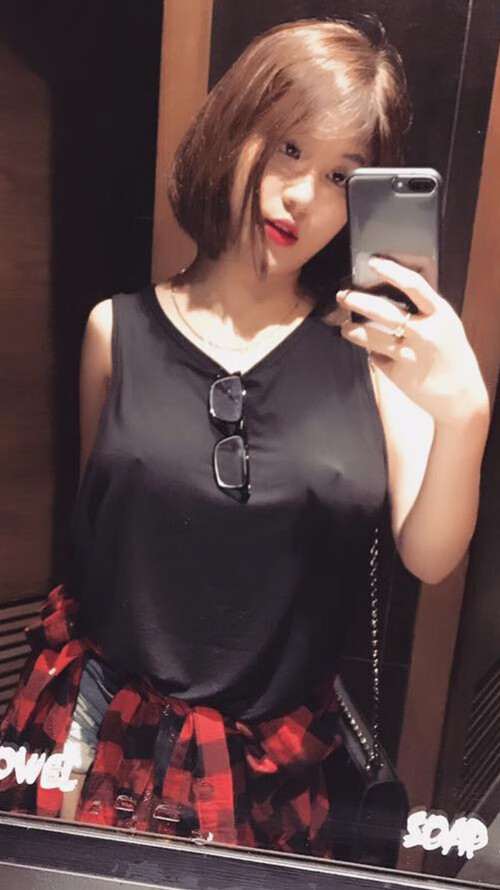 西甲国家德比之夜,阿什拉夫一记穿云箭,直抵伯纳乌心脏