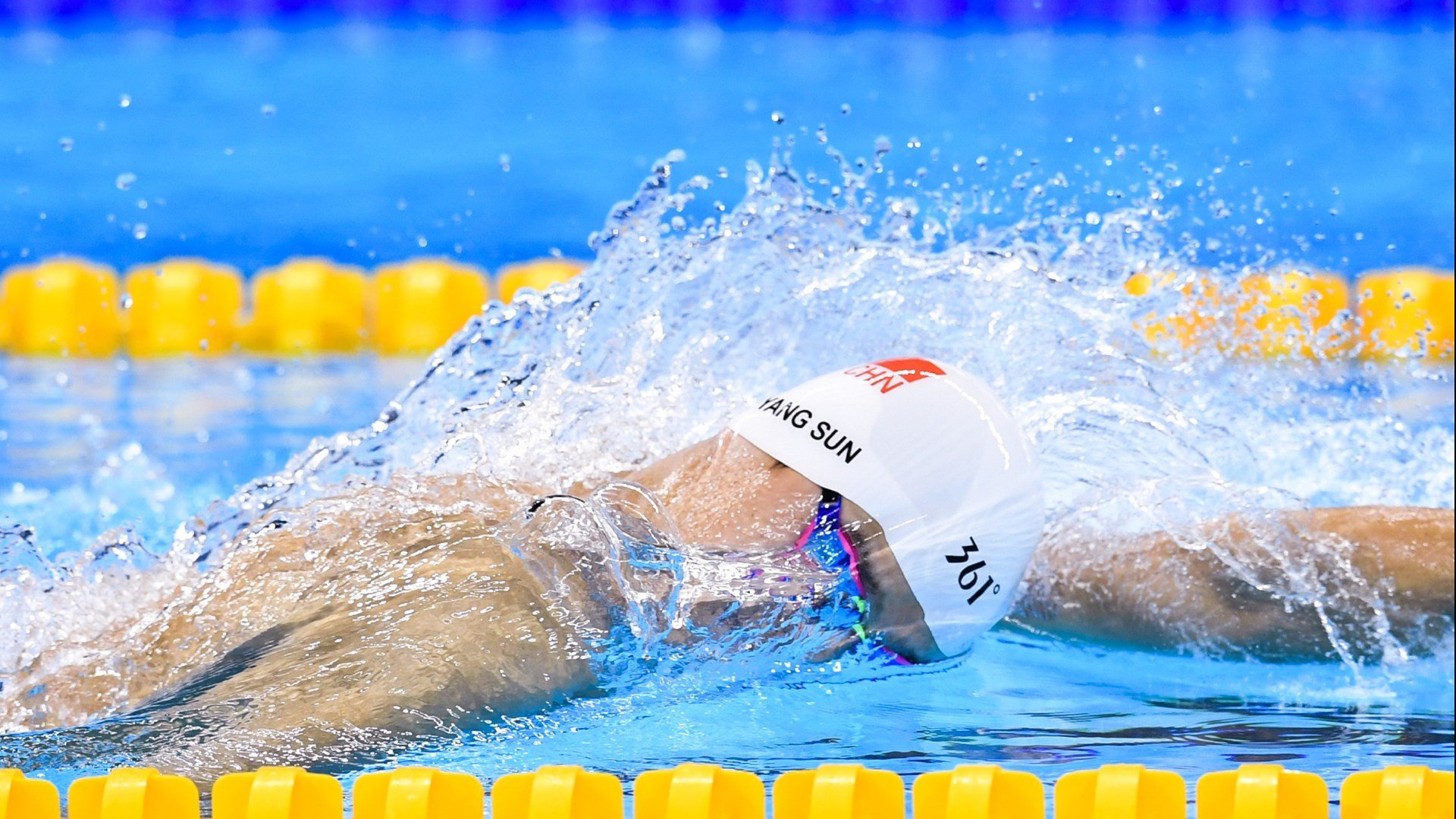 一球定江山，欧冠半决赛之夜，曼城新王临危救主