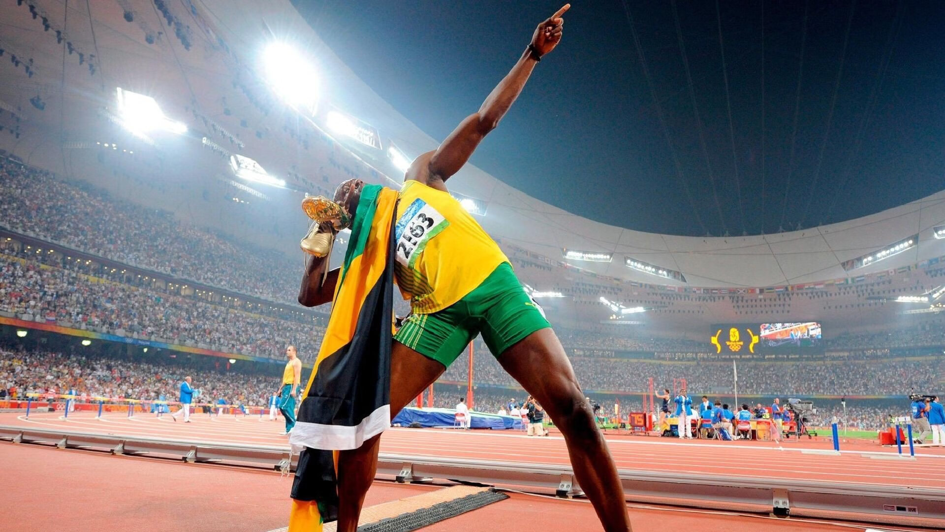 迟暮神祇的审判，詹姆斯的封神之战如何让老鹰与76人沦为苍白注脚