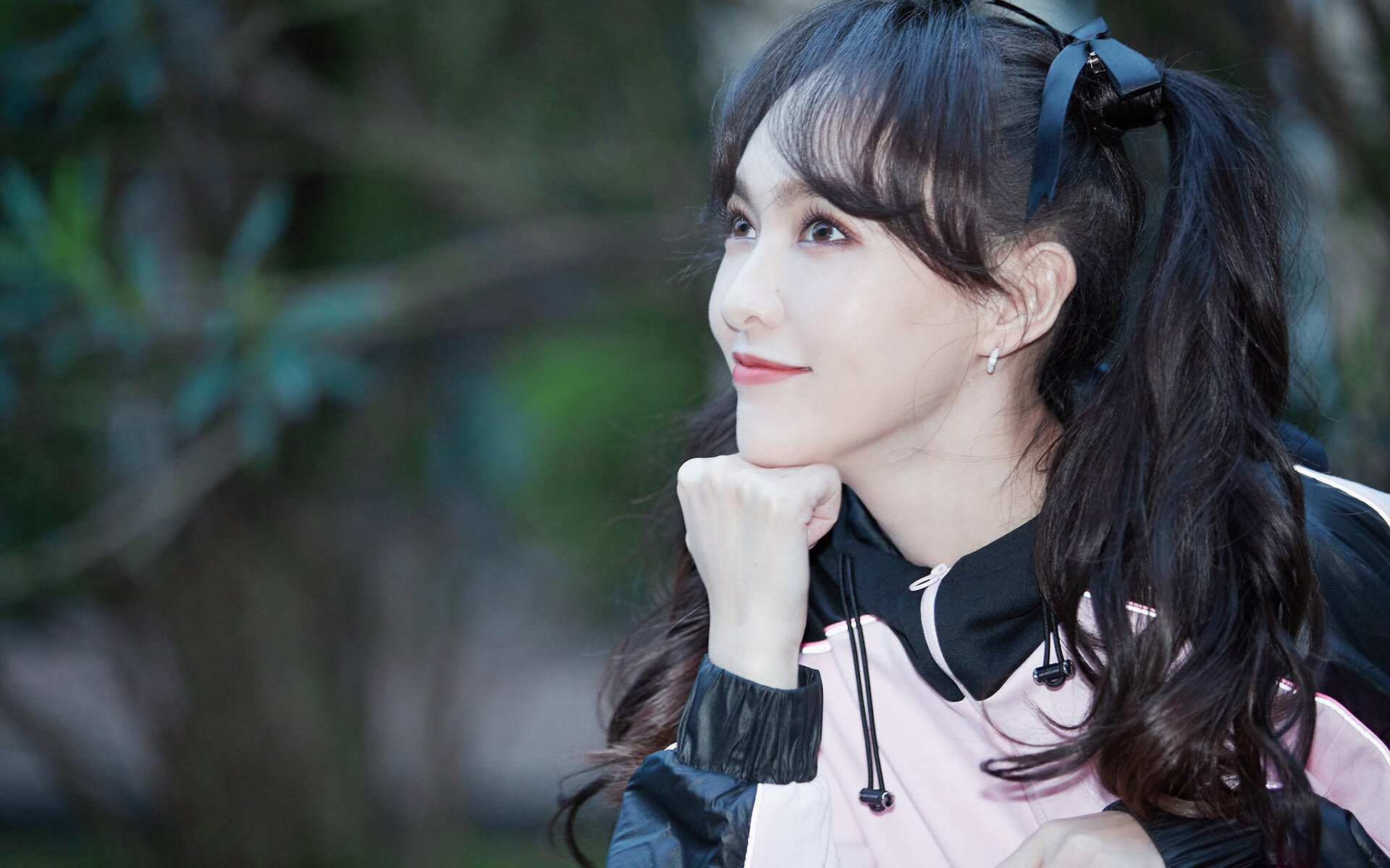 双重变奏,当马刺的团队钟摆摆倒鹈鹕,哈登在巴林弯道接管比赛